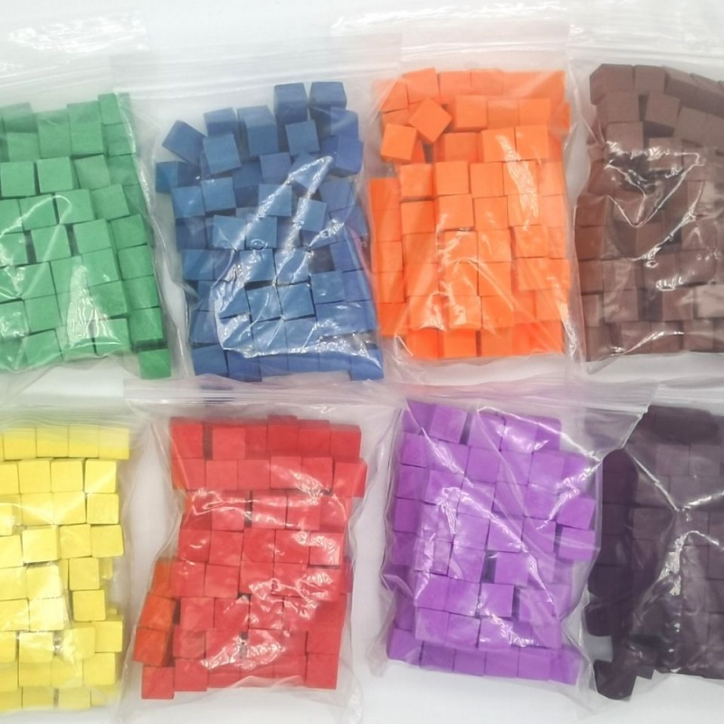 Board Game Verdant - 100 개/몫 10mm 나무 큐브 다채로운